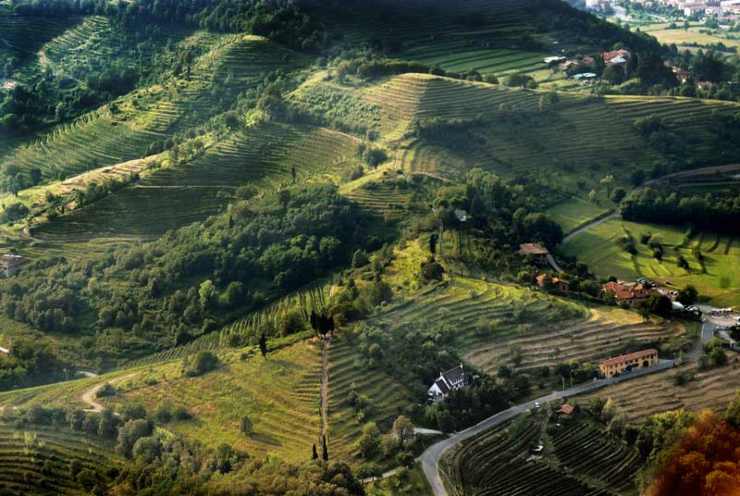 Piramidi di Montevecchia ciste dall'alto
