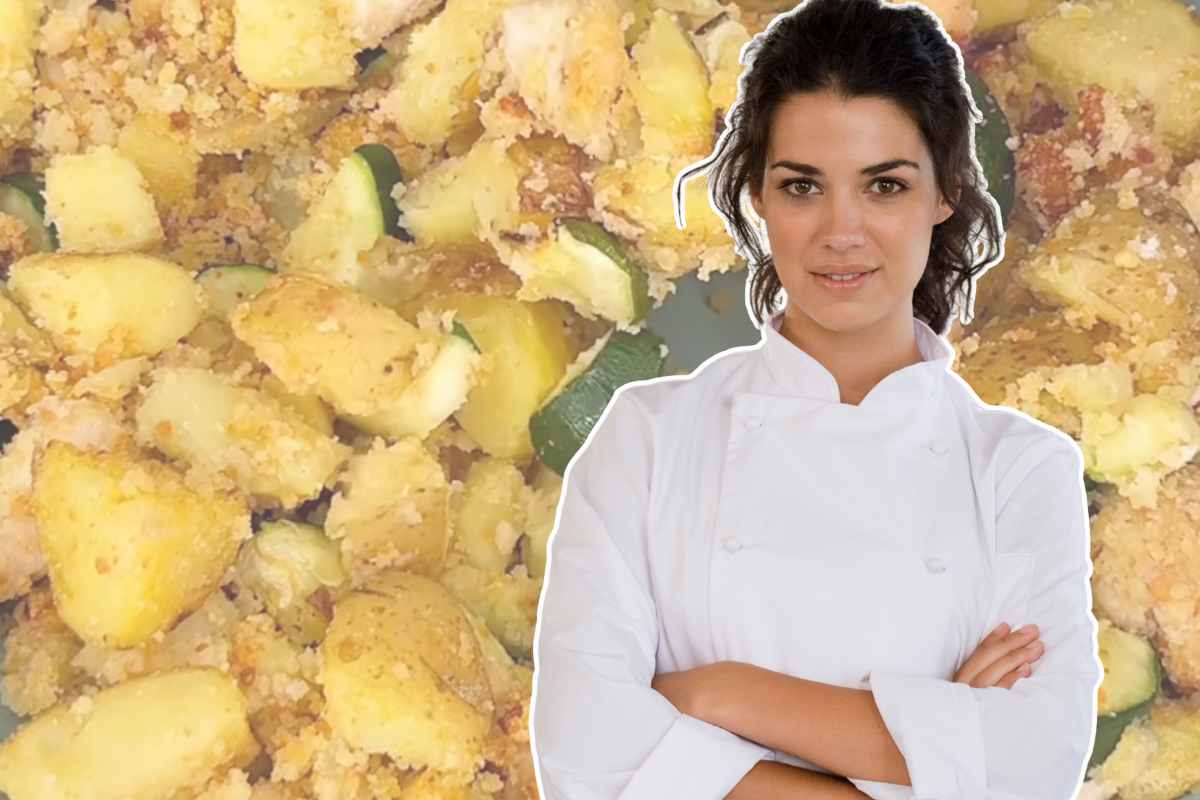 donna con le braccia incrociate e pollo e patate sabbiose