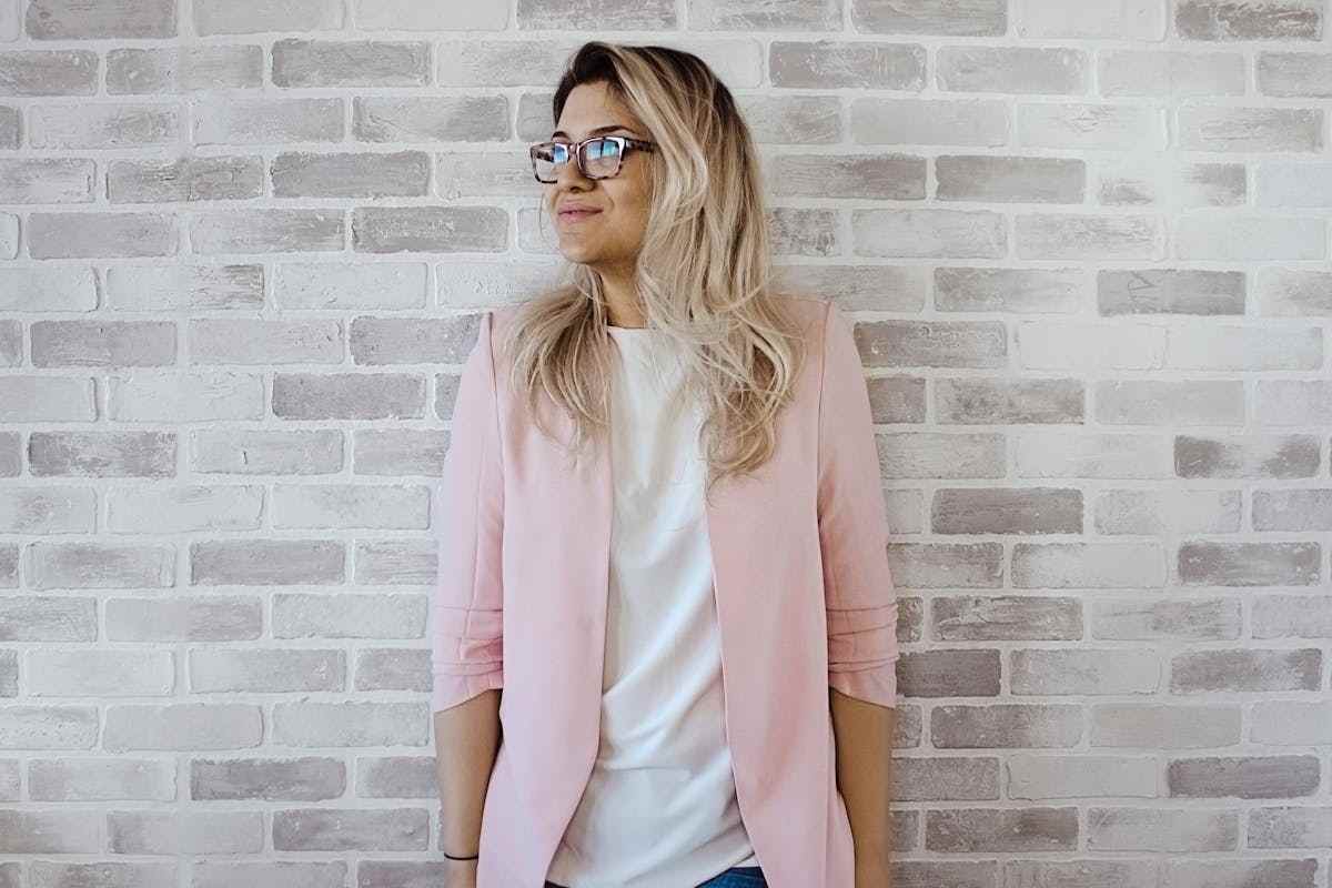 donna vestita autunno