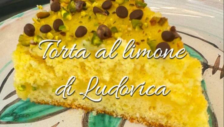 Torta al limone con pistacchi e cioccolato